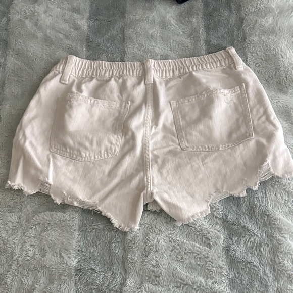Aerie Light Gray Distressed Jean Shorts - Picture 3 of 3